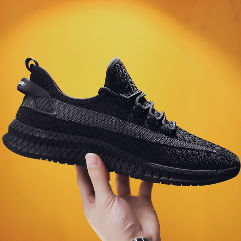Men's Breathable Flyknit Sports Shoes for Summer